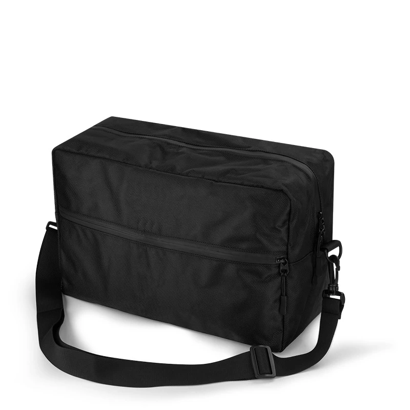 Suitable for PICO 4 VR All-in-one VR Glasses Portable Storage Bag VR Game Machine Portable Box
Suitable for PICO 4 VR All-in-one VR Glasses Portable Storage Bag VR Game Machine Portable Box