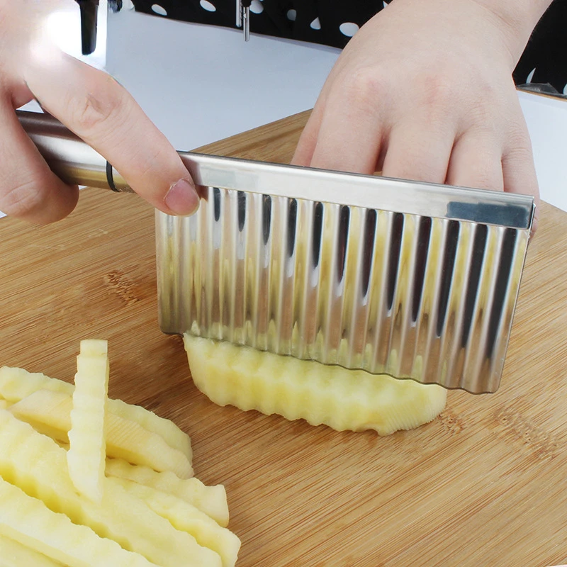 304 stainless steel wave potato cutting corrugated knife potato knife multi-purpose vegetable cutter shredder
304 stainless steel wave potato cutting corrugated knife potato knife multi-purpose vegetable cutter shredder