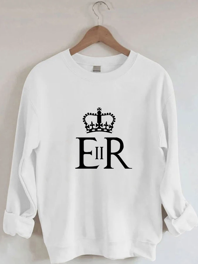 Queen Elizabeth II - Casual Round Neck Sweatshirt 
Queen Elizabeth II - Casual Round Neck Sweatshirt