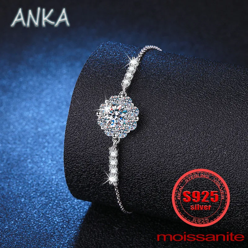 S925 sterling silver bracelet female high-end temperament sunflower bracelet adjustable moissanite D color 1CT women's bracelet
S925 sterling silver bracelet female high-end temperament sunflower bracelet adjustable moissanite D color 1CT women's bracelet