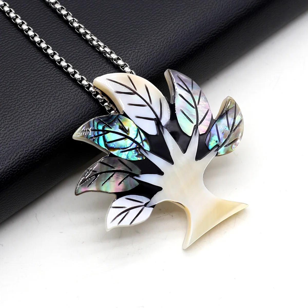 Tree of Life Natural Shell Pendant Necklace Charms Natural Abalone Shell Pendant Necklace for Women Men Jewelry Accessories
Tree of Life Natural Shell Pendant Necklace Charms Natural Abalone Shell Pendant Necklace for Women Men Jewelry Accessories