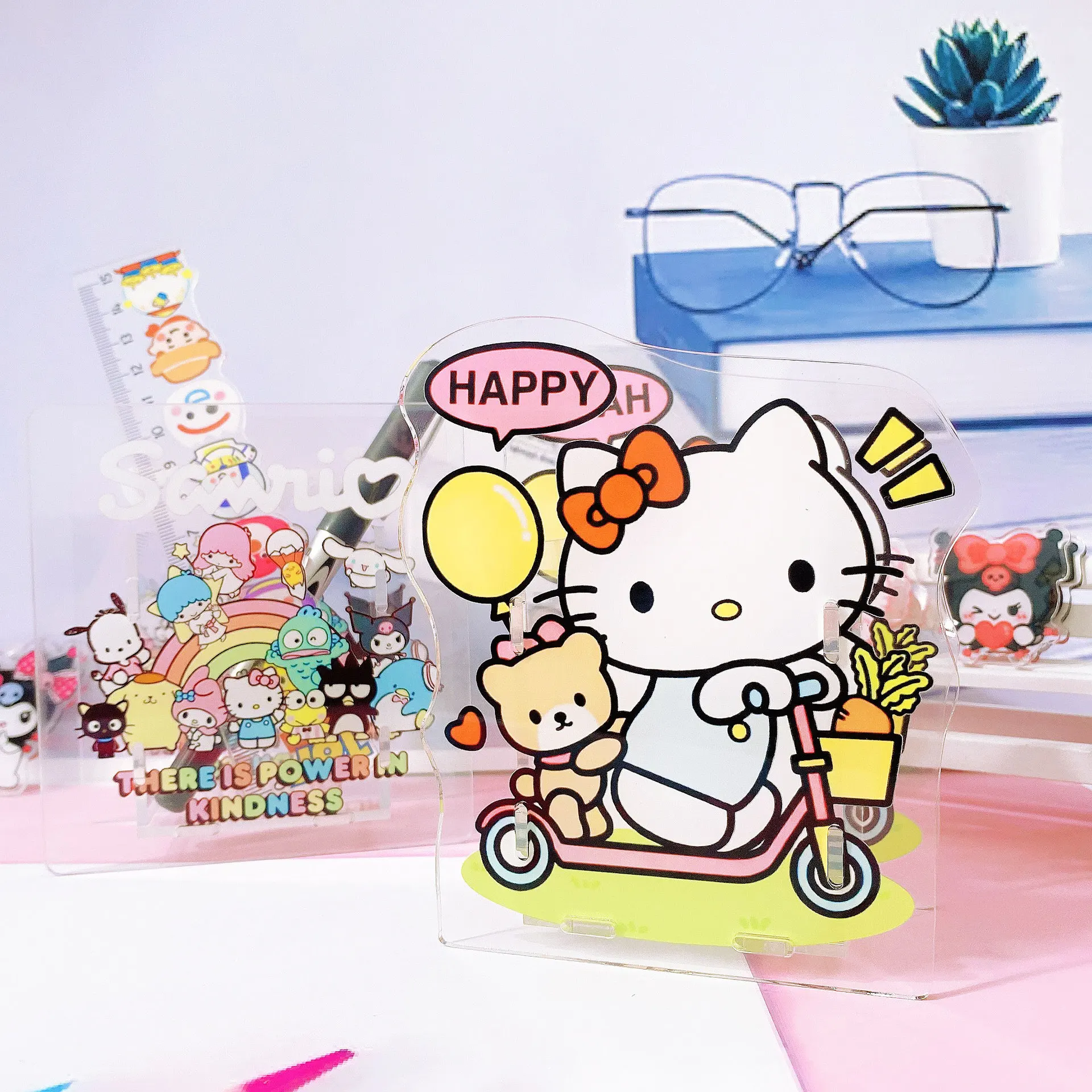 Sanrio Hello Kitty Transparent Pen Holder Cute Cartoon Kuromi Desktop Large Capacity Student Dormitory Stationery Storage Box
Sanrio Hello Kitty Transparent Pen Holder Cute Cartoon Kuromi Desktop Large Capacity Student Dormitory Stationery Storage Box