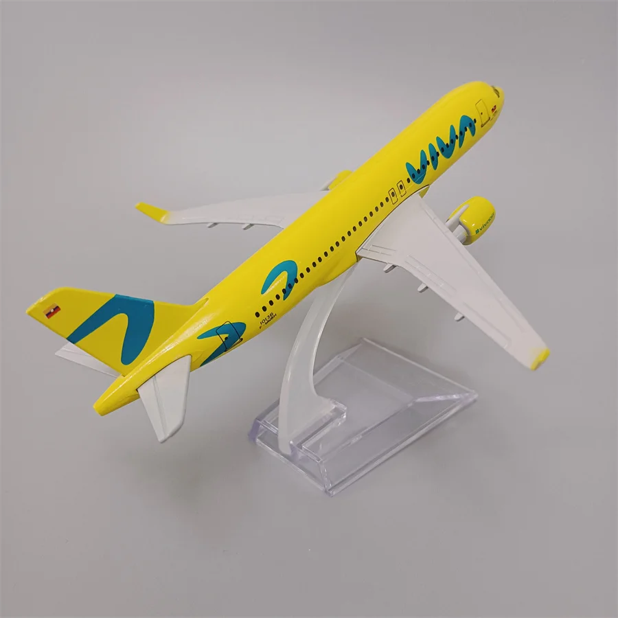 NEW 16cm Alloy Metal Green Colomobia VIVA Air Airbus 320 A320 Airlines Airplane Model Airways Diecast Air Plane Model Aircraft
NEW 16cm Alloy Metal Green Colomobia VIVA Air Airbus 320 A320 Airlines Airplane Model Airways Diecast Air Plane Model Aircraft