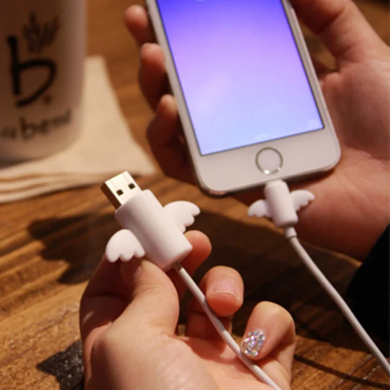 1Pair Angel Cable Bite Protector Winder Cartoon Cover Protect Case Wire Organizer Holder for IPhone Micro Usb Earphone Cable
1Pair Angel Cable Bite Protector Winder Cartoon Cover Protect Case Wire Organizer Holder for IPhone Micro Usb Earphone Cable