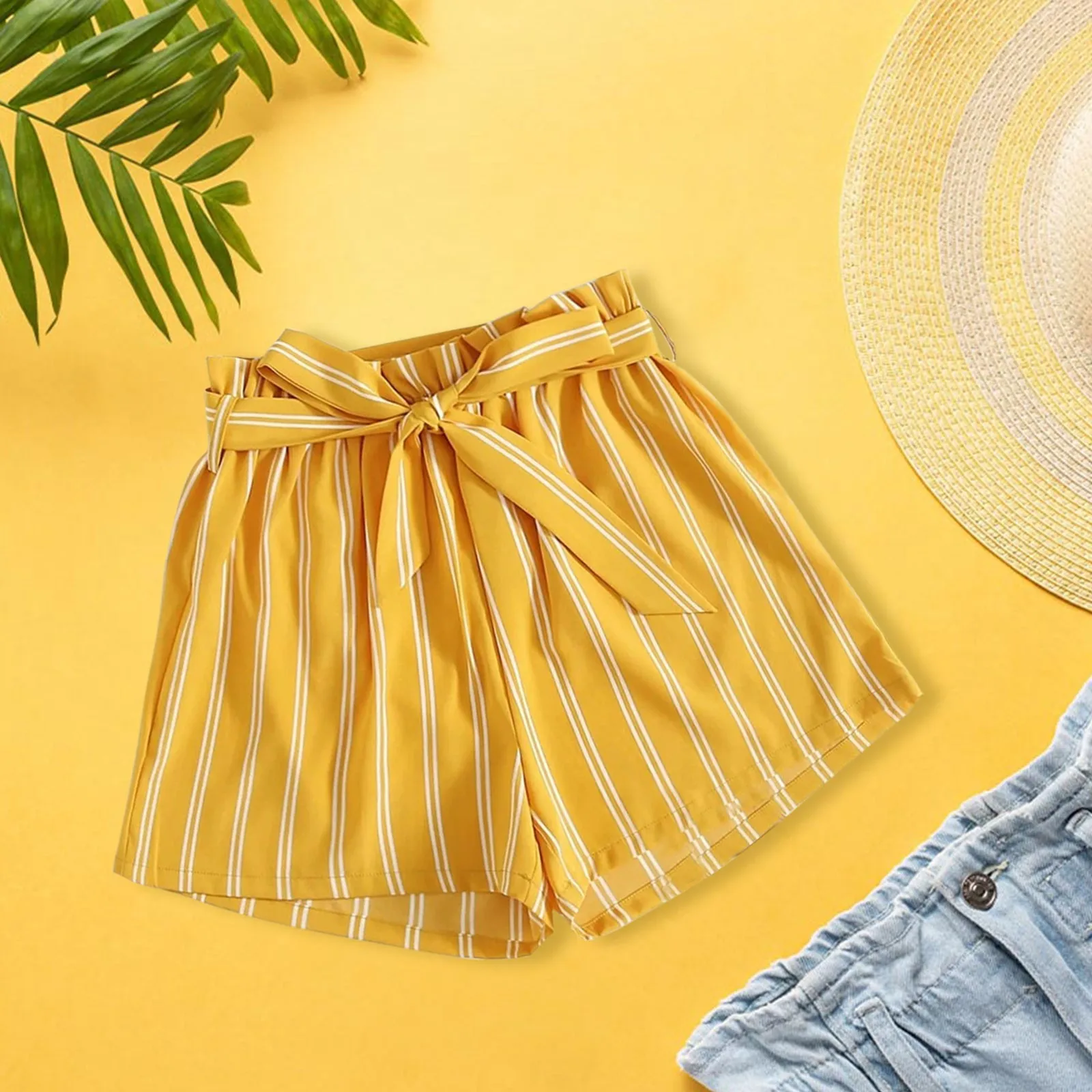 Stripe Print Short Trunks casual Loose Vacation Bow tie Lace Up Shorts summer Shorts for women Holiday pantalones cortos 2023
Stripe Print Short Trunks casual Loose Vacation Bow tie Lace Up Shorts summer Shorts for women Holiday pantalones cortos 2023