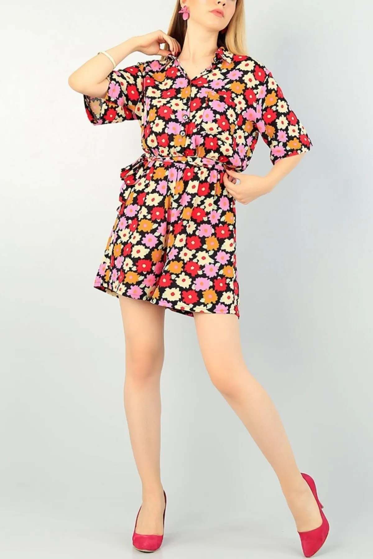 Women's Overalls Jumpsuit Multicolor Half Sleeve Shorts Jumpsuit Hot Casual Fashion Sleeveless Baggy Trousers Jumpsuit
Women's Overalls Jumpsuit Multicolor Half Sleeve Shorts Jumpsuit Hot Casual Fashion Sleeveless Baggy Trousers Jumpsuit