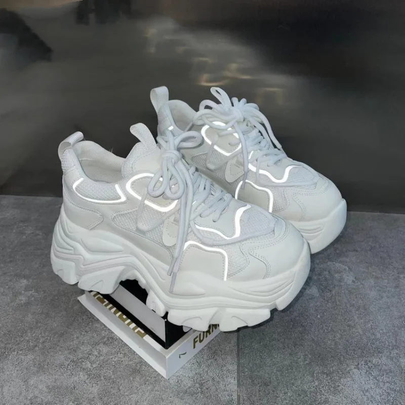 Brand 2023 Spring Breathable Mesh Casual Sneakers Fashion Platform Flats Lace Up Outdoor Walking Shoes White Zapatillas Mujer
Brand 2023 Spring Breathable Mesh Casual Sneakers Fashion Platform Flats Lace Up Outdoor Walking Shoes White Zapatillas Mujer