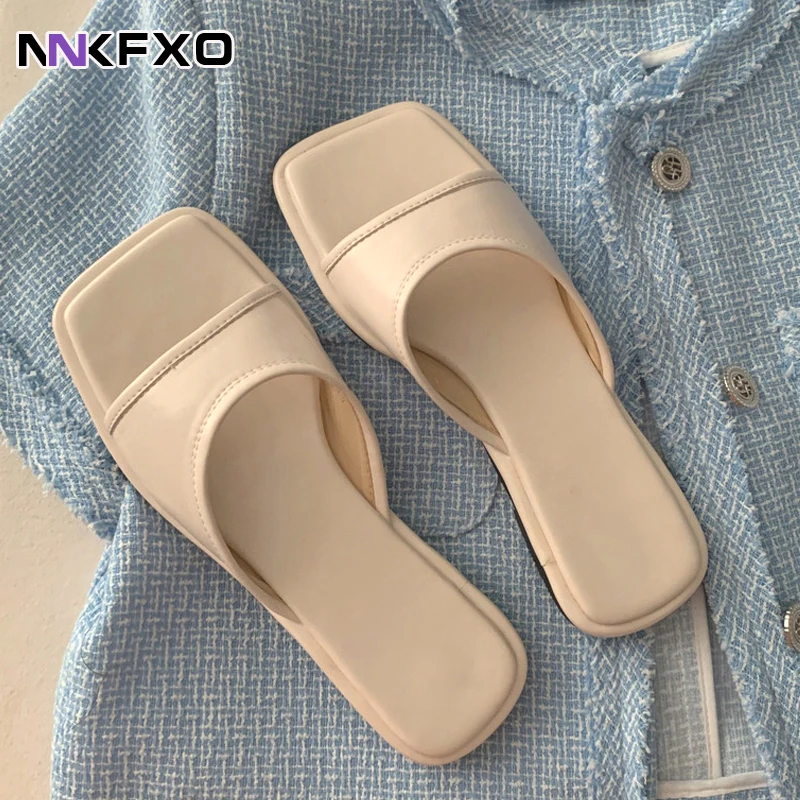Summer Simple Slipper Fashion Sandal Ladies Non-Slip Flat Mules Casual Square Toe Half Slippers Designer Sandals vc6125
Summer Simple Slipper Fashion Sandal Ladies Non-Slip Flat Mules Casual Square Toe Half Slippers Designer Sandals vc6125