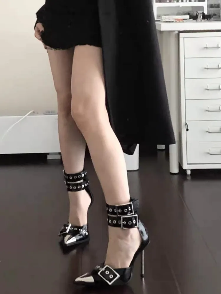 Punk Metal Ultra-High Heels Pointed Toe Stilettos Belt Buckle Rivet Ring Foot Lacing Strap Sandals 2023 Summer New Women's Shoes
Punk Metal Ultra-High Heels Pointed Toe Stilettos Belt Buckle Rivet Ring Foot Lacing Strap Sandals 2023 Summer New Women's Shoes