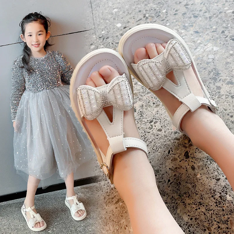 1-12 2022 New Summer Girls Shoes Flat Child Sandals for Girls Little Big Kids Shoes Princess Dress Bow Fashion Shoes Baby Girls
1-12 2022 New Summer Girls Shoes Flat Child Sandals for Girls Little Big Kids Shoes Princess Dress Bow Fashion Shoes Baby Girls