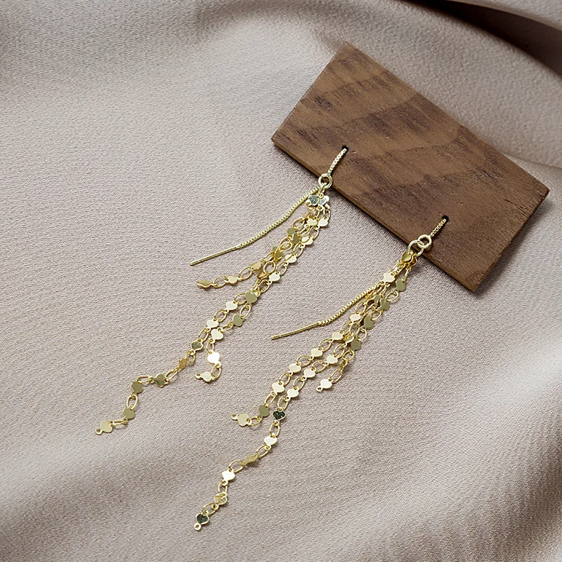 925 Silver Needle Long Tassel Love Earrings Romantic Heart-shaped Elegant High-end Fashion Temperament Earrings Women Wholesale
925 Silver Needle Long Tassel Love Earrings Romantic Heart-shaped Elegant High-end Fashion Temperament Earrings Women Wholesale