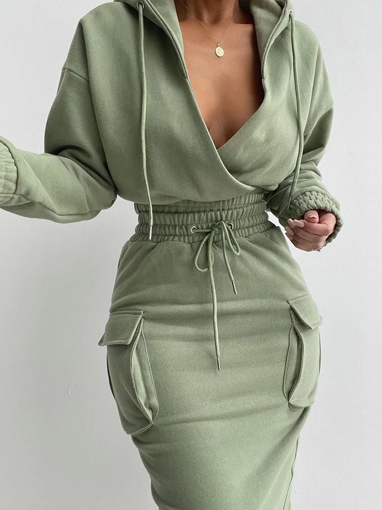 Однотонные женские костюмы с юбкой, новая модная Толстовка с длинным рукавом, повседневные короткие юбки средней длины с капюшоном, комплек... 
Однотонные женские костюмы с юбкой, новая модная Толстовка с длинным рукавом, повседневные короткие юбки средней длины с капюшоном, комплек...