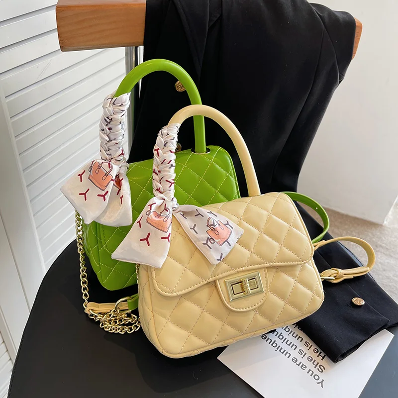 Fashion Handbags for Women Summer Rhomboid Chain Silk Scarf PU Leather Women's Designer Brand Shoulder Messenger Bag Bolso Mujer
Fashion Handbags for Women Summer Rhomboid Chain Silk Scarf PU Leather Women's Designer Brand Shoulder Messenger Bag Bolso Mujer