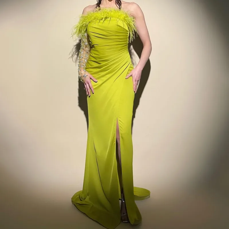 Sage Green Mermaid Evening Dress One Shoulder Long Sleeves Beading Prom Dress Luxury Feather Party Dress Side Split فساتين مناس
Sage Green Mermaid Evening Dress One Shoulder Long Sleeves Beading Prom Dress Luxury Feather Party Dress Side Split فساتين مناس