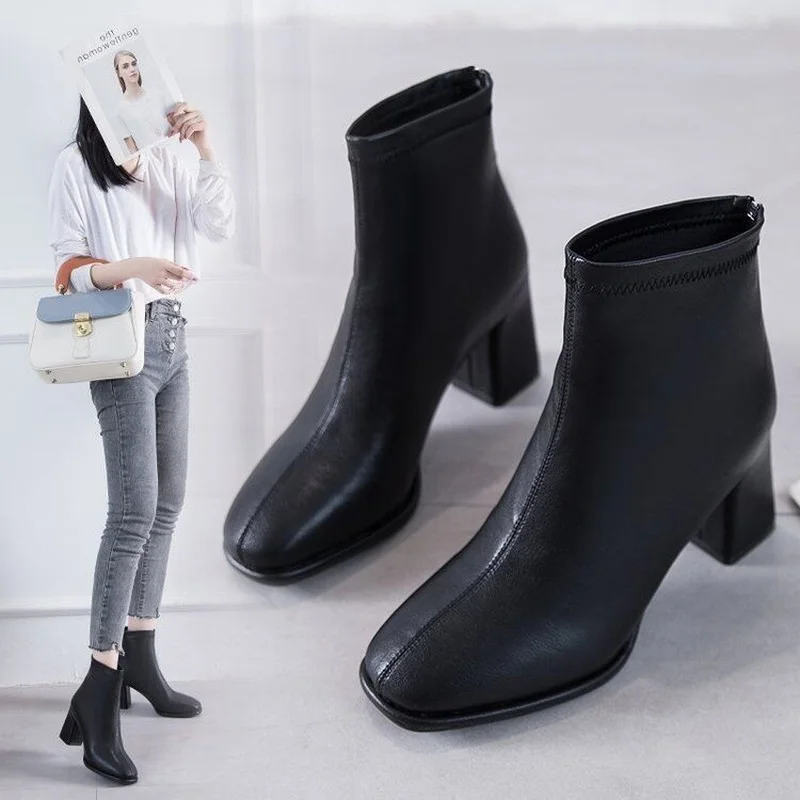Новинка весна-осень 2022, модные удобные ботинки с квадратным носком, ботинки на молнии сзади, тонкие Универсальные однотонные короткие ботин... 
Новинка весна-осень 2022, модные удобные ботинки с квадратным носком, ботинки на молнии сзади, тонкие Универсальные однотонные короткие ботин...