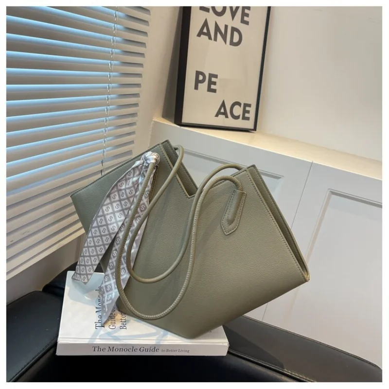 New Woman's Handbag Large-capacity Female Leather Tote Designer Luxury Women Bags Shoulder Brown College Students
New Woman's Handbag Large-capacity Female Leather Tote Designer Luxury Women Bags Shoulder Brown College Students