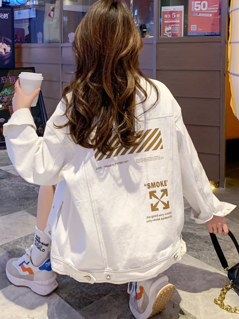 Denim Jacket Women Loose 2022 Spring And Autumn New Korean Version BF Loose Print Versatile Fashion Ins White Top
Denim Jacket Women Loose 2022 Spring And Autumn New Korean Version BF Loose Print Versatile Fashion Ins White Top