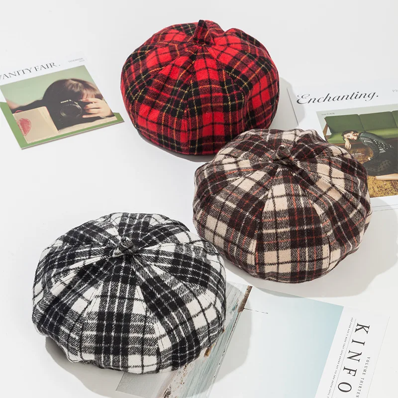 Fashion Vintage Plaid Beret Warm for Girls Women Octagonal Cap Winter Autumn Artist Barrette Hat Beret Hats for Women
Fashion Vintage Plaid Beret Warm for Girls Women Octagonal Cap Winter Autumn Artist Barrette Hat Beret Hats for Women