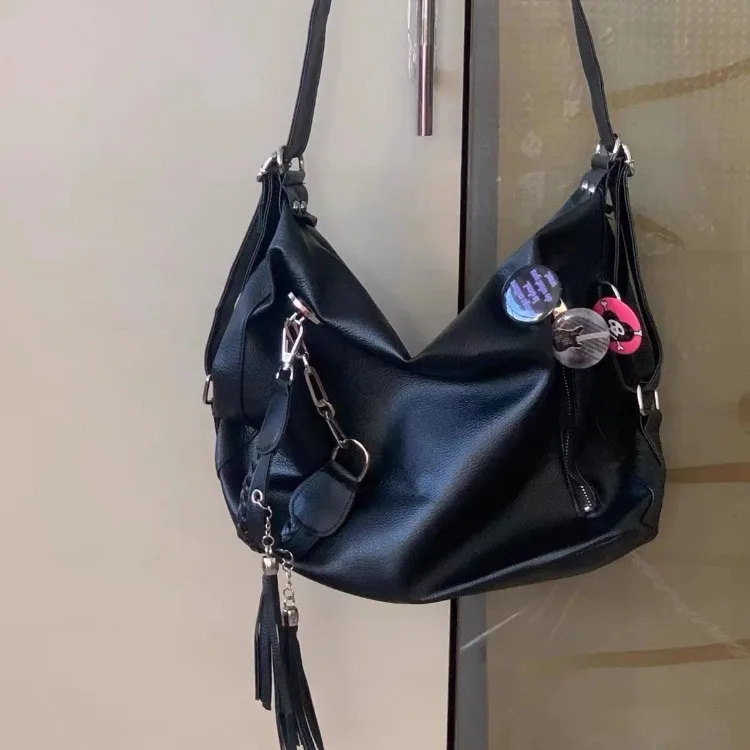 Fashion Vintage Pu Black Crossbody Bags 2023 New Large Capacity Messenger Bag Y2k Korean Grunge Tassel Handbags Women
Fashion Vintage Pu Black Crossbody Bags 2023 New Large Capacity Messenger Bag Y2k Korean Grunge Tassel Handbags Women