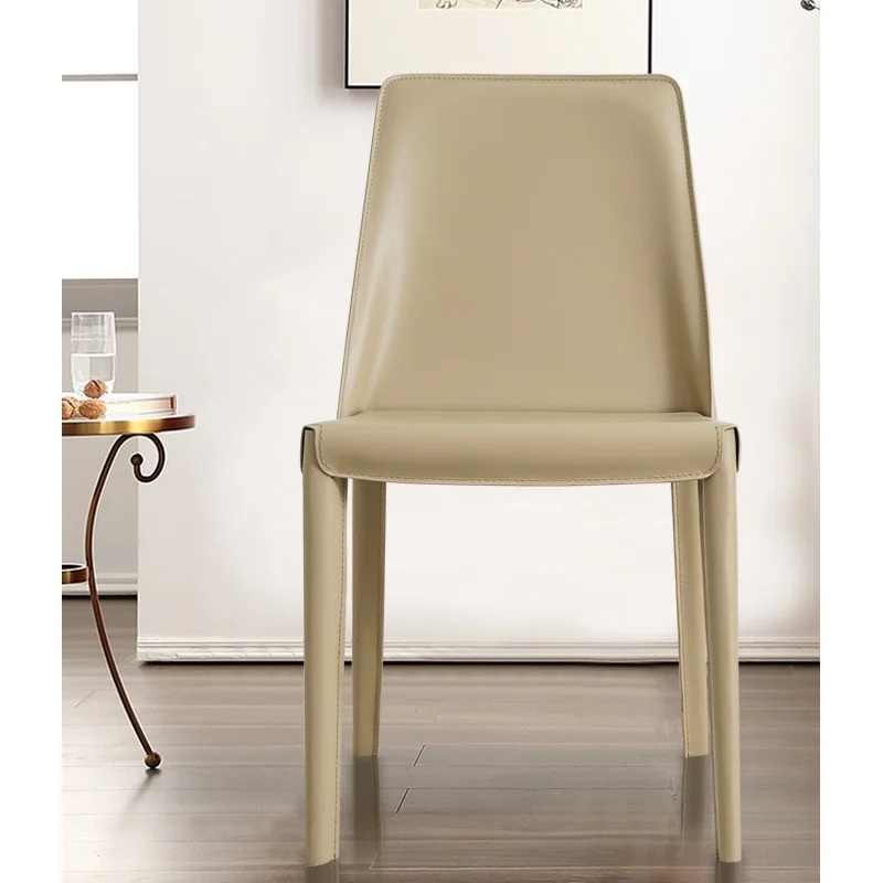 Light luxury dining chair modern simple home backrest small apartment design saddle leather chair
Light luxury dining chair modern simple home backrest small apartment design saddle leather chair