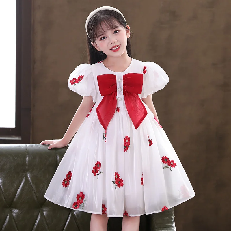 Girls' princess skirt summer new children's skirt Korean skirt children's dress children's yarn skirt girls' floral mesh dress
Girls' princess skirt summer new children's skirt Korean skirt children's dress children's yarn skirt girls' floral mesh dress