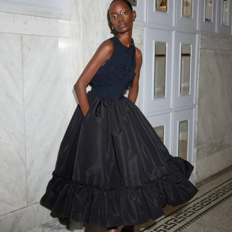 O-neck Party Dress Pure Black Satin Dress A-line Ruffles Women Clothing Puffy Midi Dress Sleeveless Casual Dresses Elegant
O-neck Party Dress Pure Black Satin Dress A-line Ruffles Women Clothing Puffy Midi Dress Sleeveless Casual Dresses Elegant