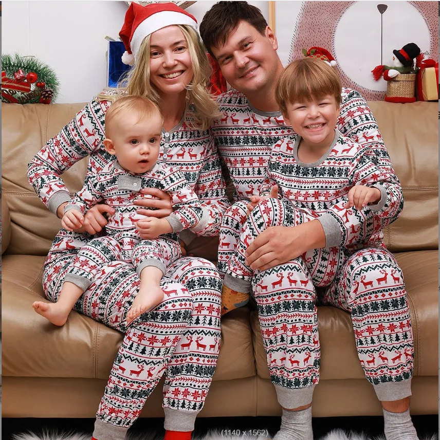 New Arrival Christmas Pajamas Adult Winter Cotton Mom Daughter Family Matching Sleepwear Parent-child Home Night Clothes 2023
New Arrival Christmas Pajamas Adult Winter Cotton Mom Daughter Family Matching Sleepwear Parent-child Home Night Clothes 2023