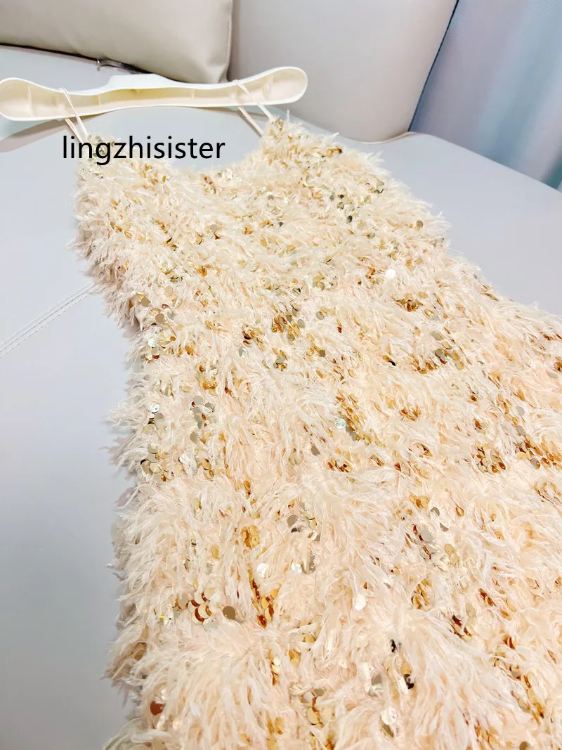 Women Spaghetti Strap Dress French Designer Luxury Top Quality Birthday Gift Ladies Elegant influencer Furry Sequins Dresses New
Women Spaghetti Strap Dress French Designer Luxury Top Quality Birthday Gift Ladies Elegant influencer Furry Sequins Dresses New