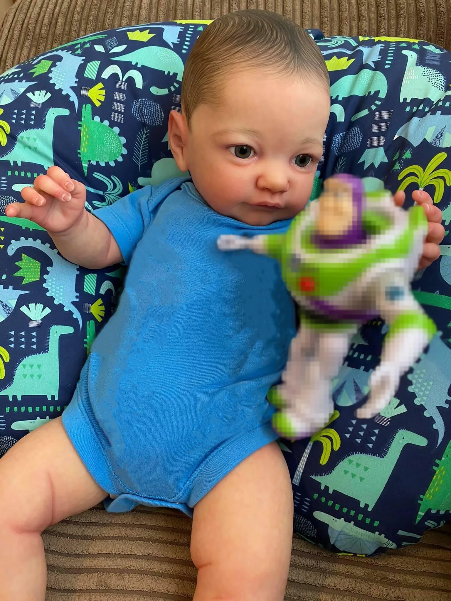 Кукла реборн, популярная Милая Детская кукла-мальчик тобиа ручной росписи, с видимыми венами, мягкая лужа, ручная работа, подарок, 60 см
Кукла реборн, популярная Милая Детская кукла-мальчик тобиа ручной росписи, с видимыми венами, мягкая лужа, ручная работа, подарок, 60 см