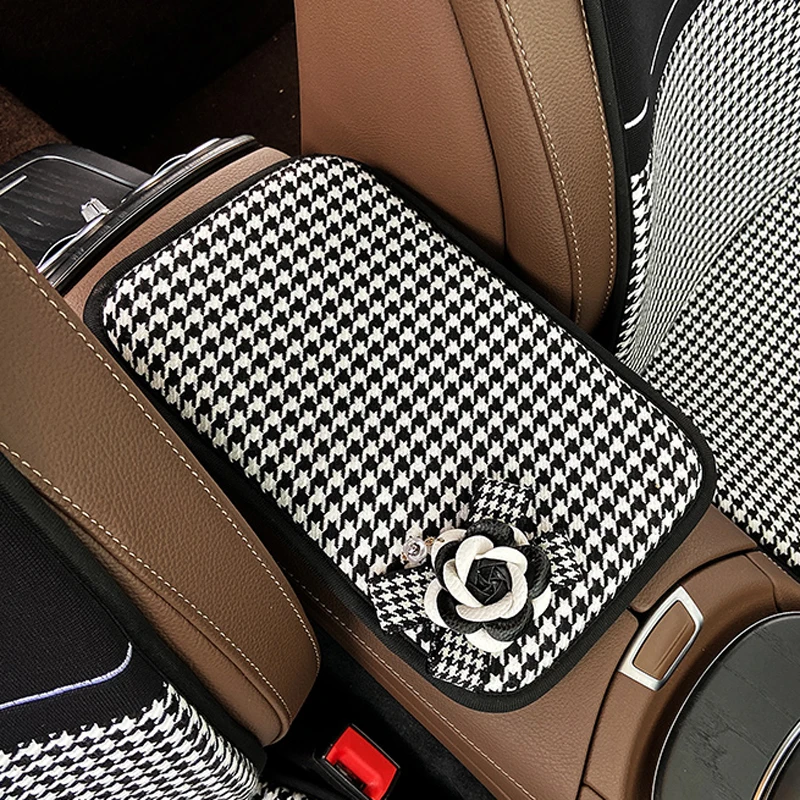 Classic Plaid Bowknot Soft Cotton Car Armrest Mat Universal Auto Center Console Arm Rest Protection Cushion Armrests Cover Pad
Classic Plaid Bowknot Soft Cotton Car Armrest Mat Universal Auto Center Console Arm Rest Protection Cushion Armrests Cover Pad