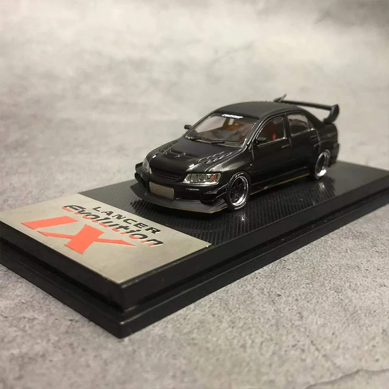 CM 1:64 модель автомобиля Mitsubishi Lancer Evolution EVO IX, литье под давлением, матовый черный-LTD, 499 шт.
CM 1:64 модель автомобиля Mitsubishi Lancer Evolution EVO IX, литье под давлением, матовый черный-LTD, 499 шт.