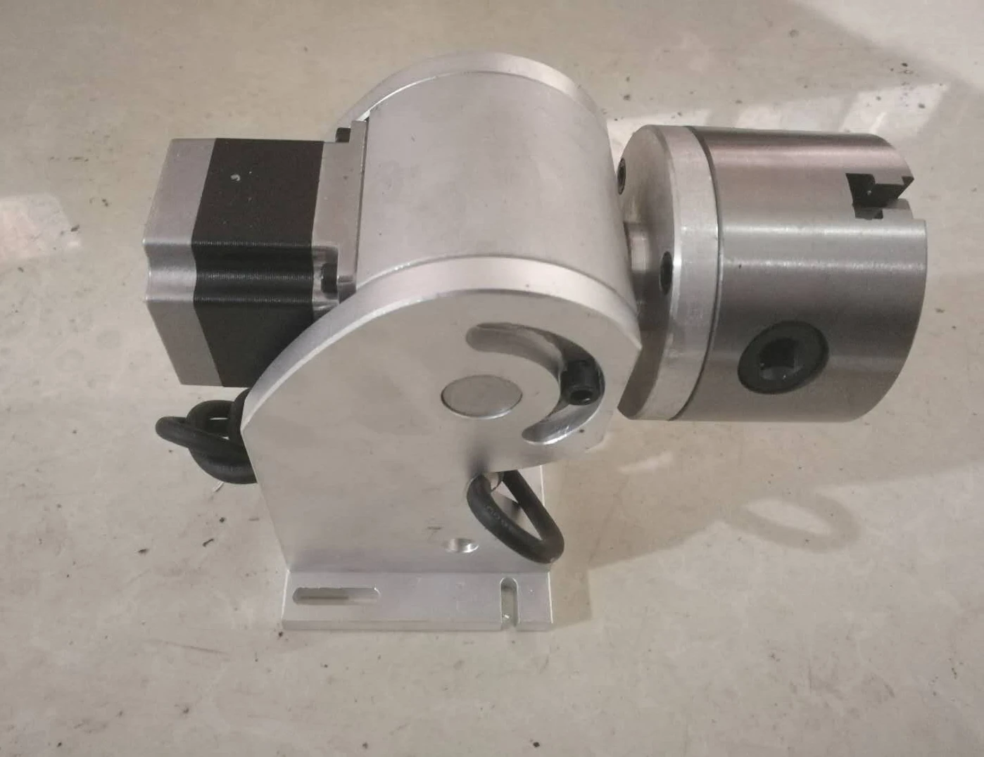 D80 Rotary and rings rotary for fiber laser marking machine use
D80 Rotary and rings rotary for fiber laser marking machine use