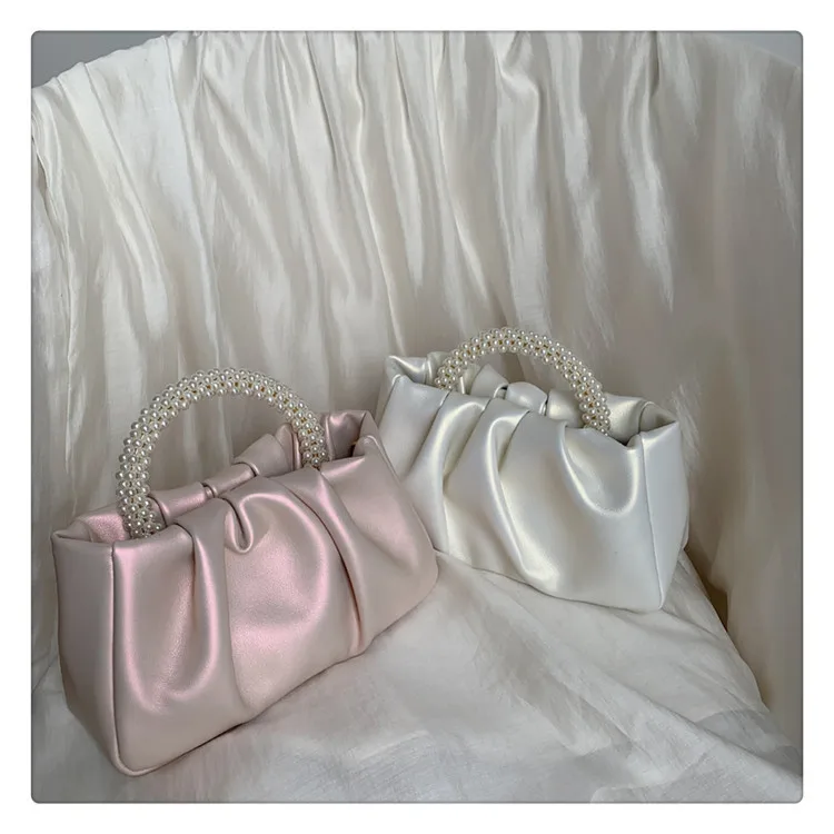 Cloud Pleated Bag Girl Crossbody Bag for Women Pearl Chain Handbag Party Bag Sweet and Versatile Handbag Gift for Friends 2023
Cloud Pleated Bag Girl Crossbody Bag for Women Pearl Chain Handbag Party Bag Sweet and Versatile Handbag Gift for Friends 2023
