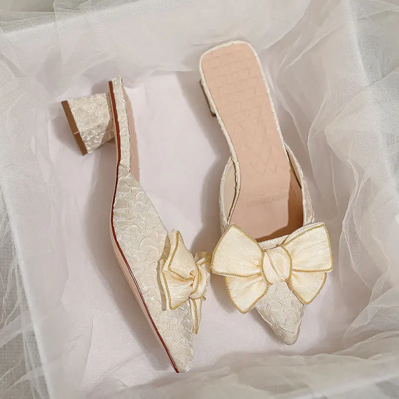 Women's Closed-toe Half Slippers Summer Women's Shoes 2022 New Mid-heel Pointed Toe Fairy Lazy Shoes Women's Slip-on Shoes
Women's Closed-toe Half Slippers Summer Women's Shoes 2022 New Mid-heel Pointed Toe Fairy Lazy Shoes Women's Slip-on Shoes