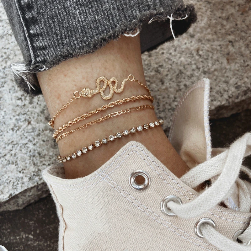 Personality Anklets for Women Full Diamond Snake-shaped Chain Multi-laye Anklet Summer Beach Simple Foot Anklets on Leg Jewelry
Personality Anklets for Women Full Diamond Snake-shaped Chain Multi-laye Anklet Summer Beach Simple Foot Anklets on Leg Jewelry