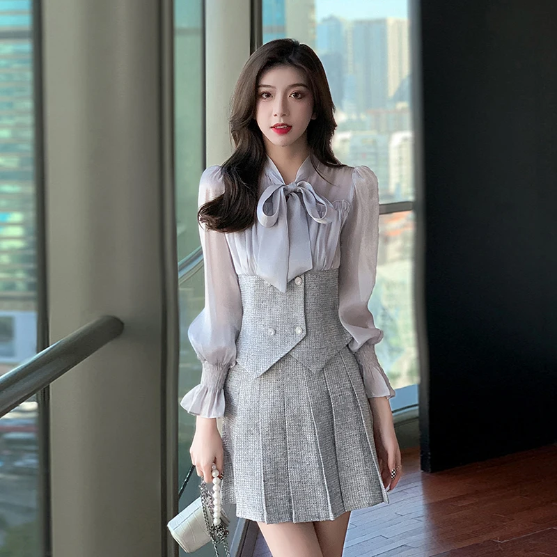 Spring 2023 New Two Piece Set Women Tweed Patchwork Puff Sleeve Chiffon Shirt and Woolen Pleated Skirt Suits
Spring 2023 New Two Piece Set Women Tweed Patchwork Puff Sleeve Chiffon Shirt and Woolen Pleated Skirt Suits