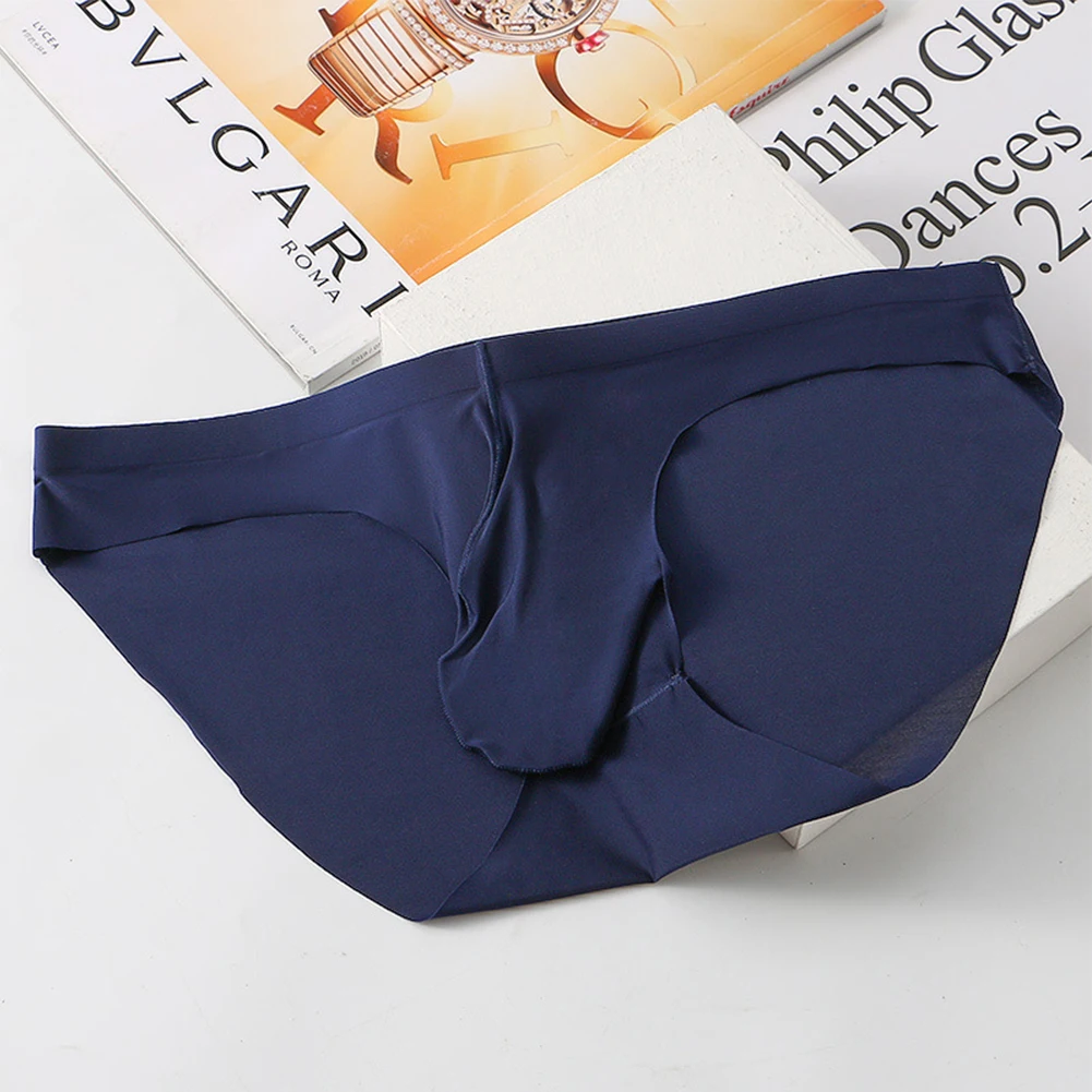 Men Briefs Seamless Ice Silk Low Rise Bikini Panties Elastic Bulge Pouch G-String Briefs Thong Underwear Ultra-thin Underpants
Men Briefs Seamless Ice Silk Low Rise Bikini Panties Elastic Bulge Pouch G-String Briefs Thong Underwear Ultra-thin Underpants