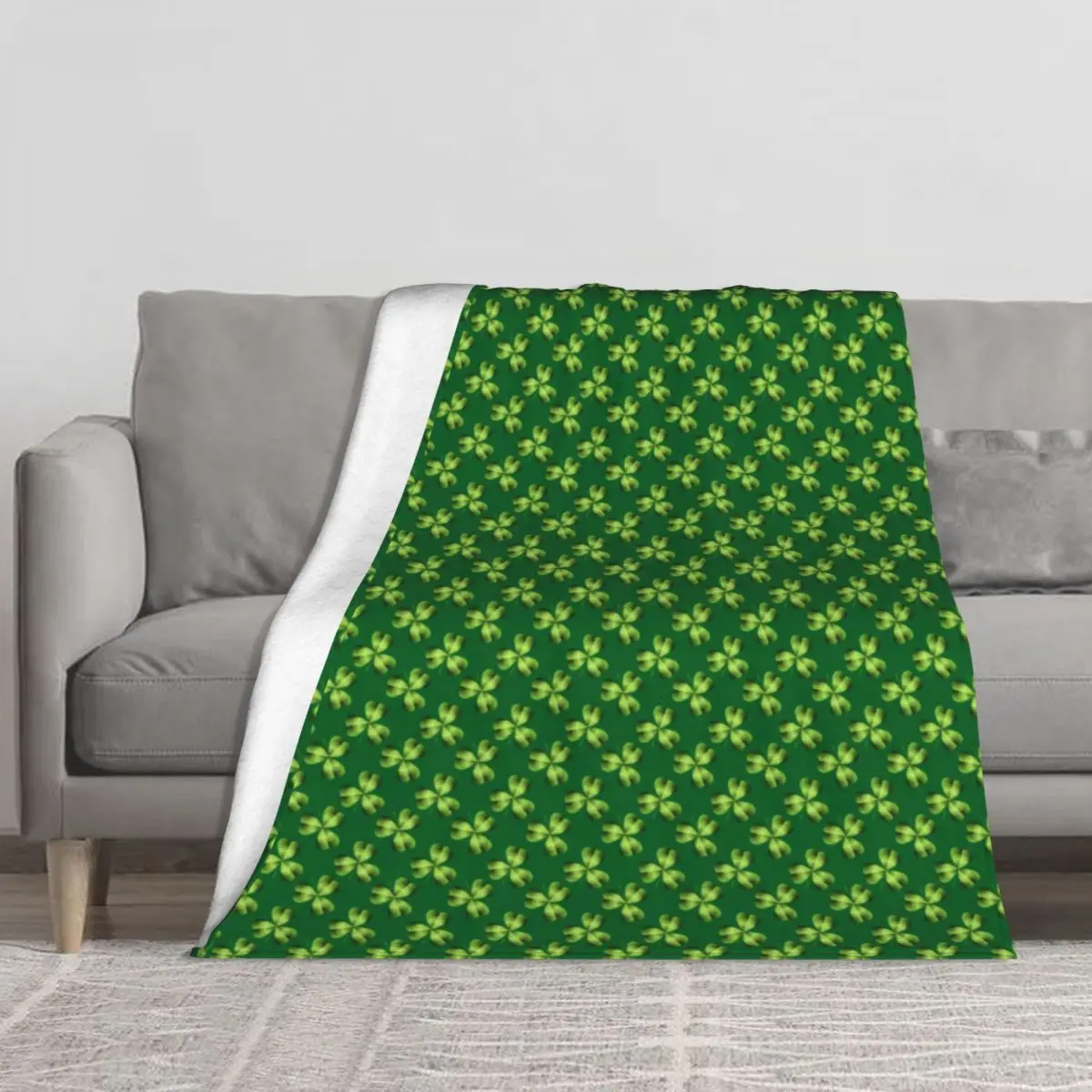 Трехлистовое одеяло Shamrock, праздничное Флисовое одеяло, очень теплое одеяло для кровати по индивидуальному заказу
Трехлистовое одеяло Shamrock, праздничное Флисовое одеяло, очень теплое одеяло для кровати по индивидуальному заказу