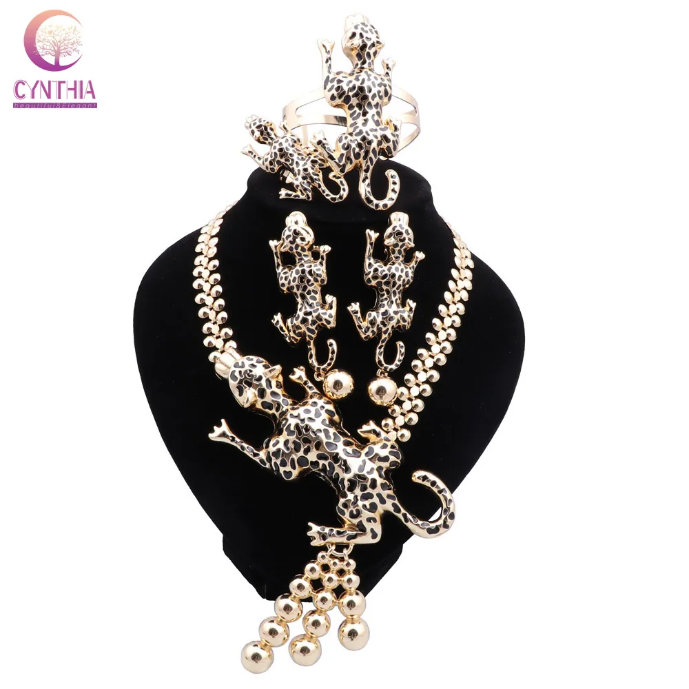 Ожерелье и серьги CYNTHIA для женщин, кулон в форме леопарда, Бразильское золото, набор ювелирных изделий, Нигерия, невеста, ювелирные изделия, А... 
Ожерелье и серьги CYNTHIA для женщин, кулон в форме леопарда, Бразильское золото, набор ювелирных изделий, Нигерия, невеста, ювелирные изделия, А...