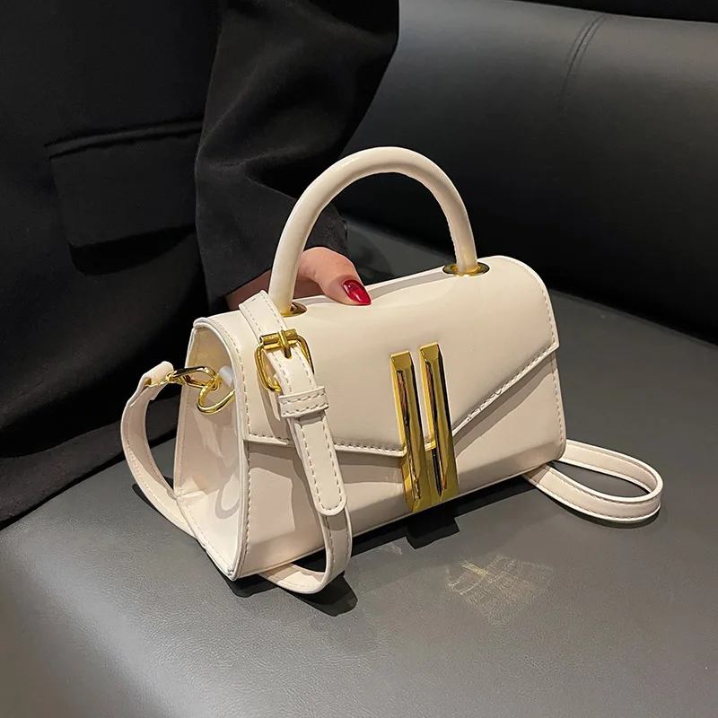 Милые сумки через плечо из искусственной кожи Kawaii с короткими ручками для женщин 2023 Весенняя модная трендовая мини сумка-тоут и кошельки
Милые сумки через плечо из искусственной кожи Kawaii с короткими ручками для женщин 2023 Весенняя модная трендовая мини сумка-тоут и кошельки