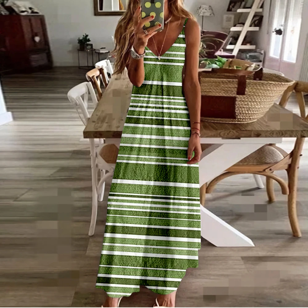 Summer Women New V-Neck Sling Striped Printing Sexy Beach Long Maxi Dress Sleeveless Vintage Clothing Plus Size
Summer Women New V-Neck Sling Striped Printing Sexy Beach Long Maxi Dress Sleeveless Vintage Clothing Plus Size