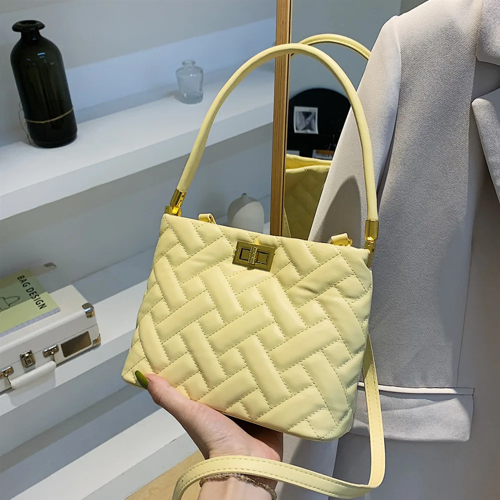 Trendy Quilted Bucket Small Underarm Shoulder Bags For Women 2022 Fashion Brand Designer Crossbody Ladies Purses And Handbags
Trendy Quilted Bucket Small Underarm Shoulder Bags For Women 2022 Fashion Brand Designer Crossbody Ladies Purses And Handbags
