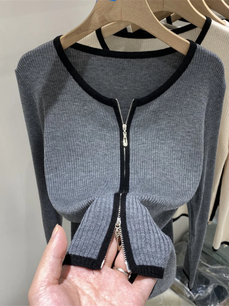 Women's Cardigan Knitted Sweater Long Sleeve Korean 2022 Fashion O Neck Solid Fashion Elegant Zipper Cardigan Knitted Tops
Women's Cardigan Knitted Sweater Long Sleeve Korean 2022 Fashion O Neck Solid Fashion Elegant Zipper Cardigan Knitted Tops