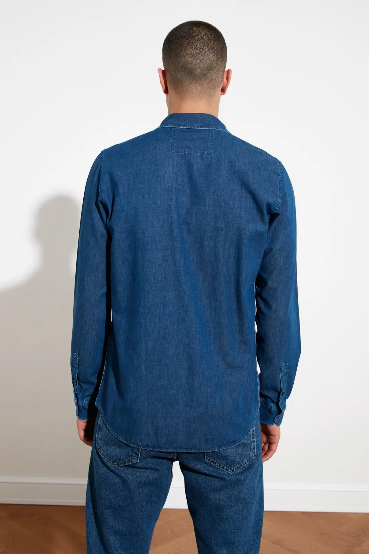 Trendyol Male Slim Fit Single Pocket-Paneled Shirt TMNSS21GO0146
Trendyol Male Slim Fit Single Pocket-Paneled Shirt TMNSS21GO0146