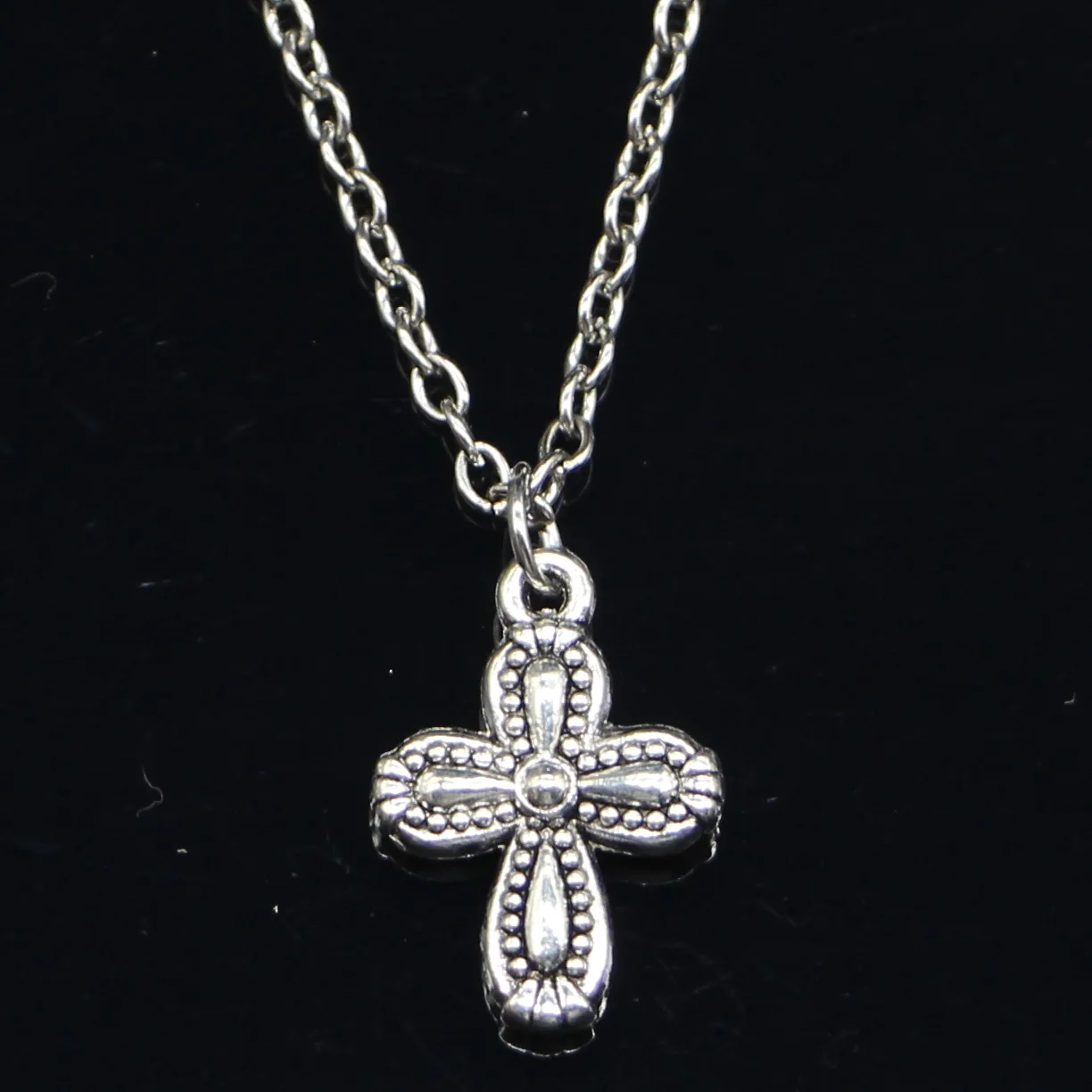 20 шт. Новое модное ожерелье 18x13 мм Подвески с крестом и цветами Короткие Длинные женские и мужские Подарочные ювелирные изделия Чокер
20 шт. Новое модное ожерелье 18x13 мм Подвески с крестом и цветами Короткие Длинные женские и мужские Подарочные ювелирные изделия Чокер