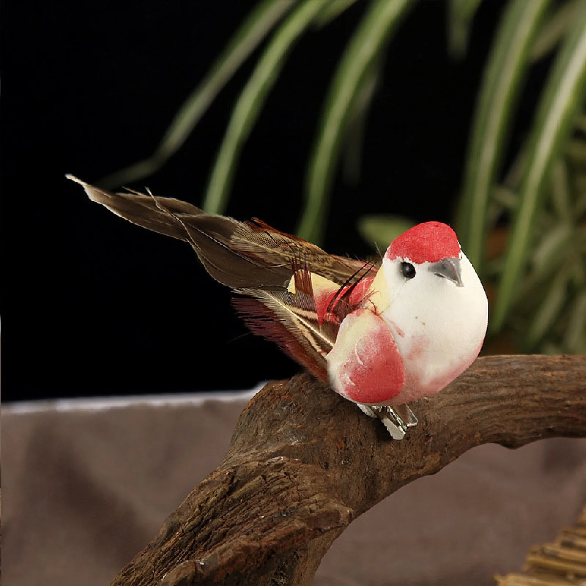 6pcs/Set Fake Feather Birds Colorful Garden Tree Decor Foam Perched Woodland Birds Outdoor Art Decor Adornment Small Figurines
6pcs/Set Fake Feather Birds Colorful Garden Tree Decor Foam Perched Woodland Birds Outdoor Art Decor Adornment Small Figurines