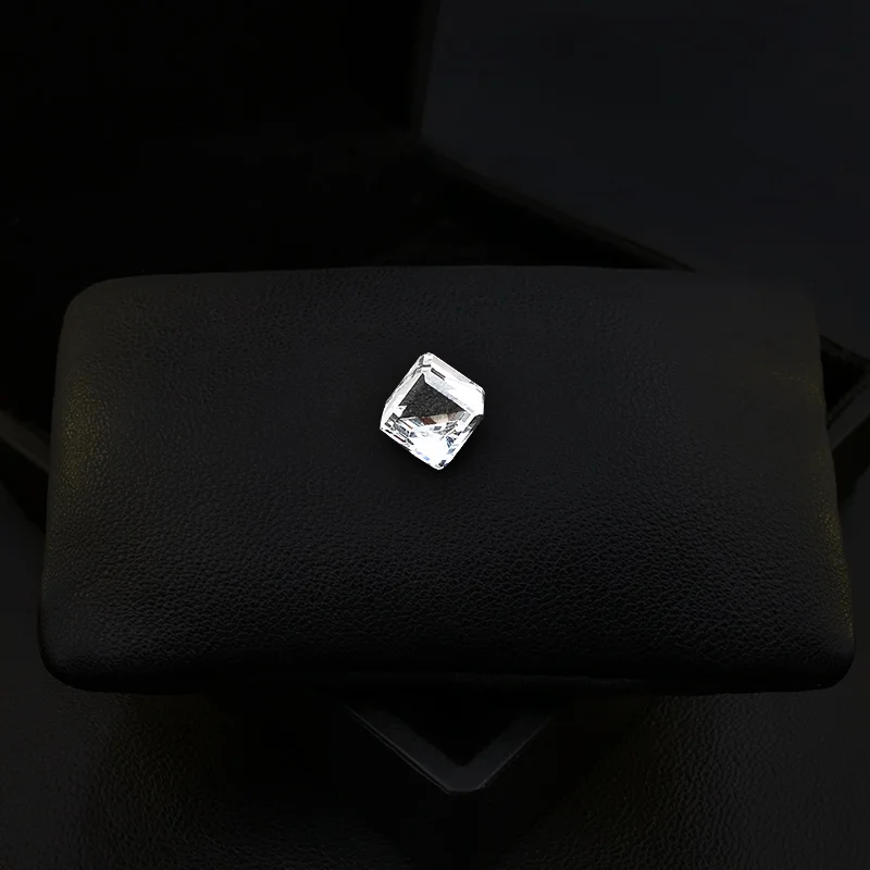 1779 Crystal Cube Anti-Exposure Small Brooch Women's Exquisite High-End Collar Pin/Clasp All-Match Clothes Accessories Jewelry
1779 Crystal Cube Anti-Exposure Small Brooch Women's Exquisite High-End Collar Pin/Clasp All-Match Clothes Accessories Jewelry