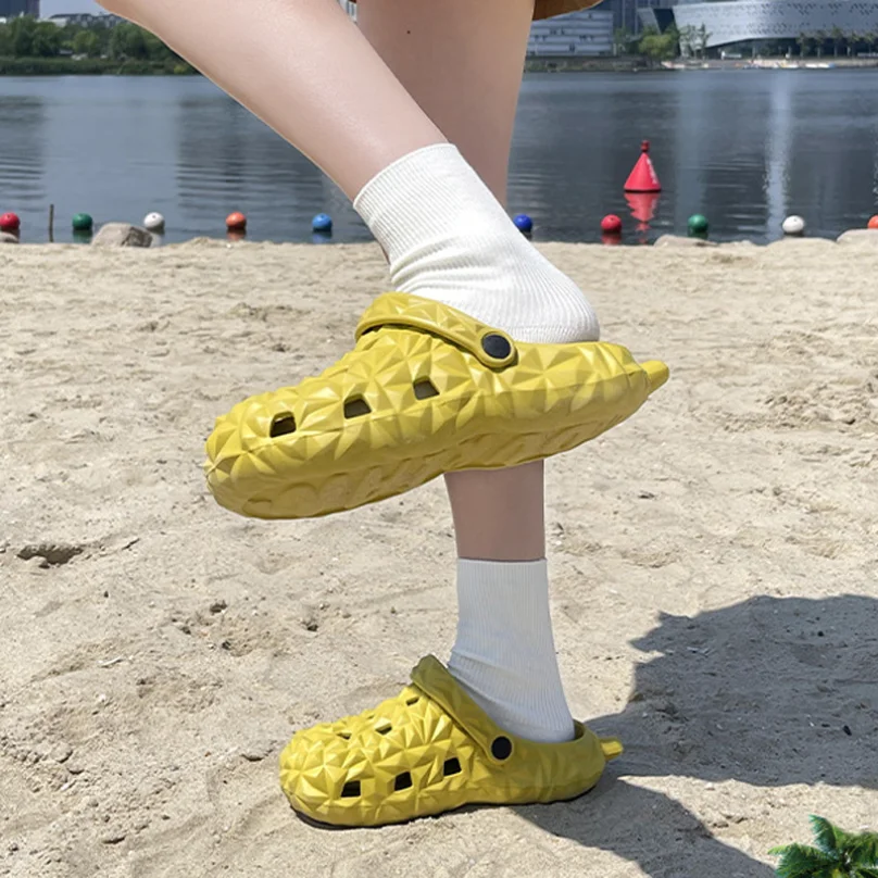 Woman House Slipper Cute Hole Cloud Sandals Summer Soft Flip Flop Beach Slides Home Shoe Clog Funny Outdoor Ladies Female Girls
Woman House Slipper Cute Hole Cloud Sandals Summer Soft Flip Flop Beach Slides Home Shoe Clog Funny Outdoor Ladies Female Girls