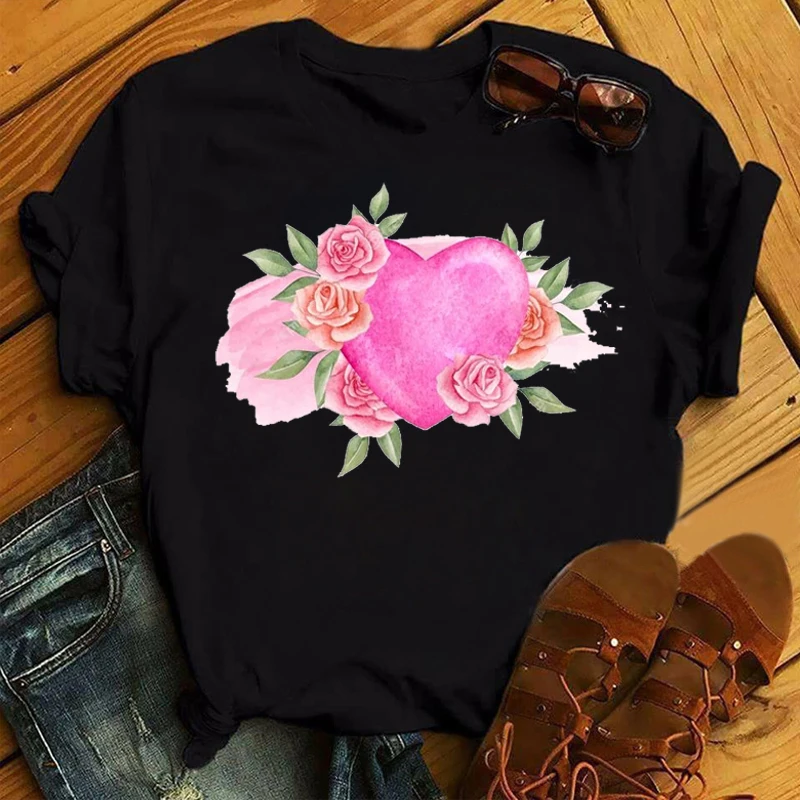 Red Heart Flower Print T Shirt Women New Fashion Black T-shirt Cute Tee Shirt Female Harajuku Graphic Tops Short Sleeve T-shirts
Red Heart Flower Print T Shirt Women New Fashion Black T-shirt Cute Tee Shirt Female Harajuku Graphic Tops Short Sleeve T-shirts