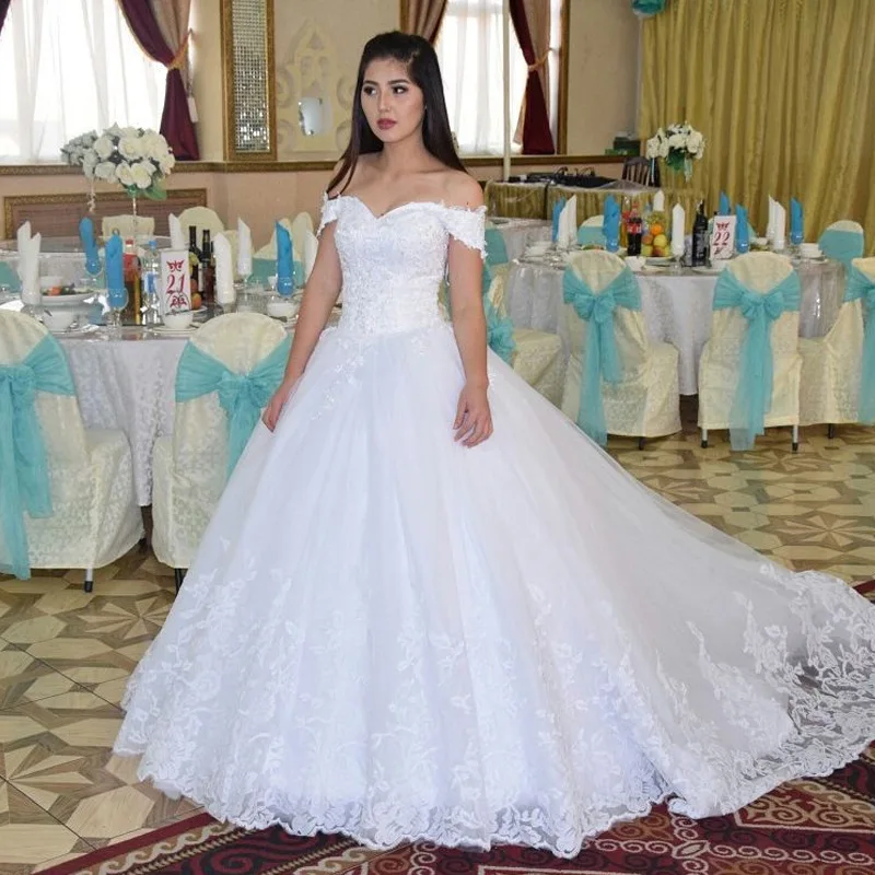 Women's wedding dress lace embroidery High neck long sleeve plus size bridal Muslim wedding gown with tran
Women's wedding dress lace embroidery High neck long sleeve plus size bridal Muslim wedding gown with tran